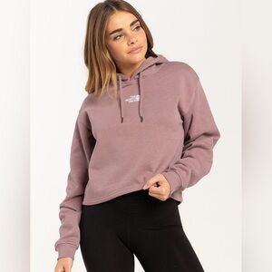 The North Face Evolution Hi Low Pullover Hoodie